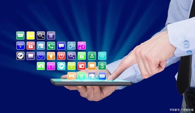 随着科技的飞速发展，移动办公已经成为现代职场人士不可或缺的一部分。在手机和电脑上协同工作的软件组合，能够帮助用户实现无缝衔接，提高办公效率。本文将为您推荐几款在市场上广受欢迎的网红软件组合，并详细阐述它们如何通过云同步满足移动办公的需求。